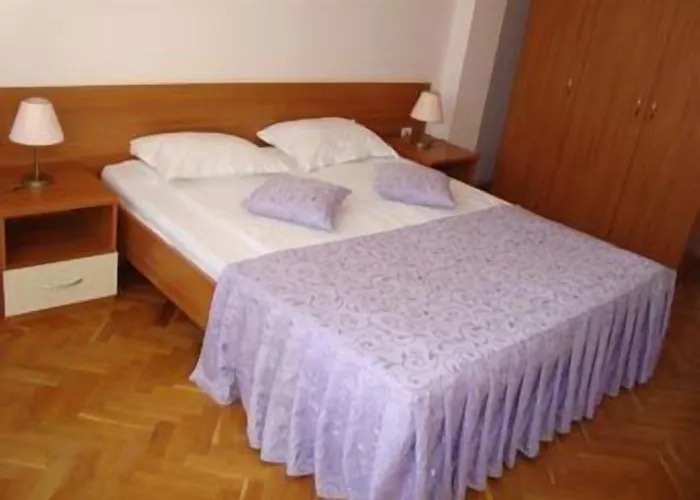 Sea Park Homes Neshkov 3* Warna