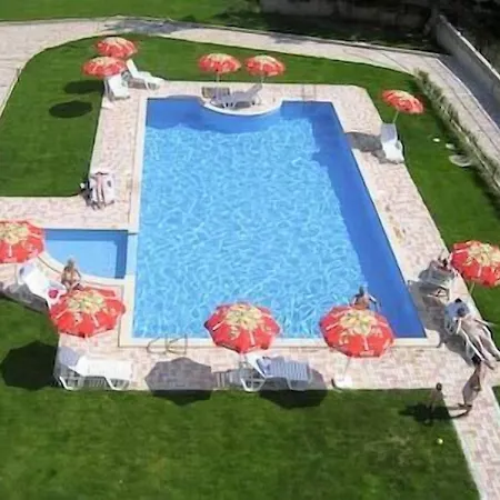 Sea Park Homes Neshkov Apart-hotel