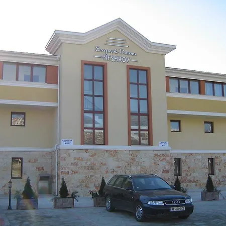 سي بارك هومز نيشكوف 3* فارنا