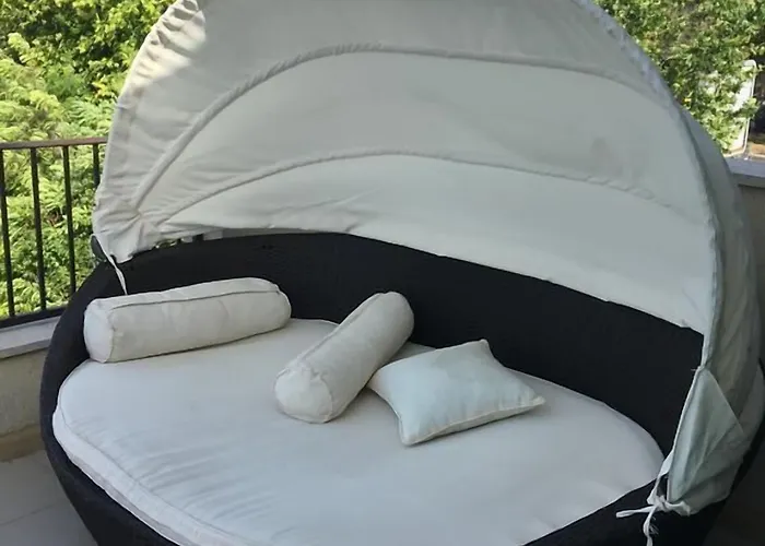 Sea Park Homes Neshkov Aparthotel Warna